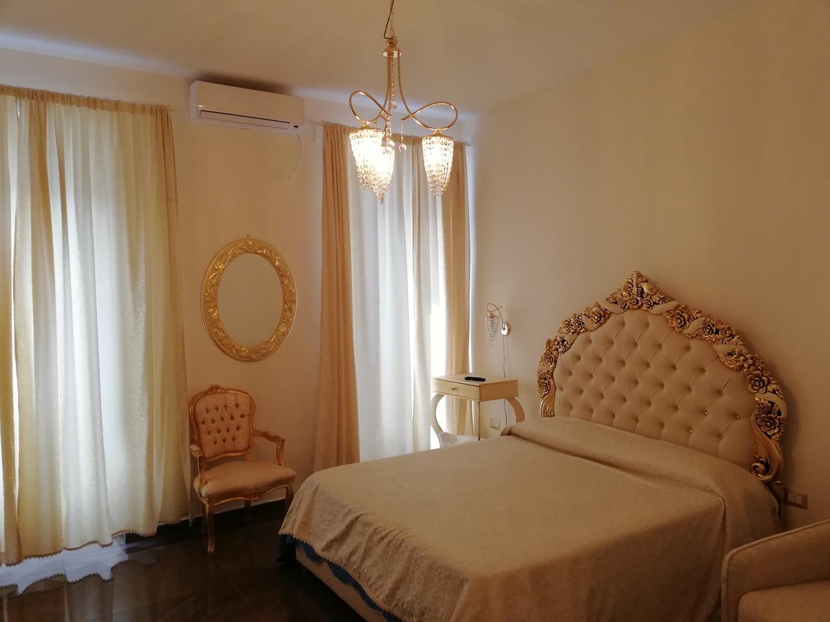 Beb Mariafrancesca Bed & Breakfast Naples Exterior photo